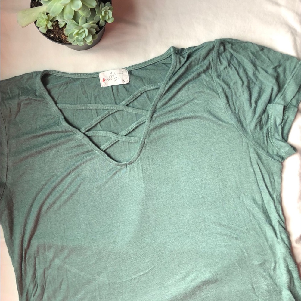 Crisscross Neck Stretch Top